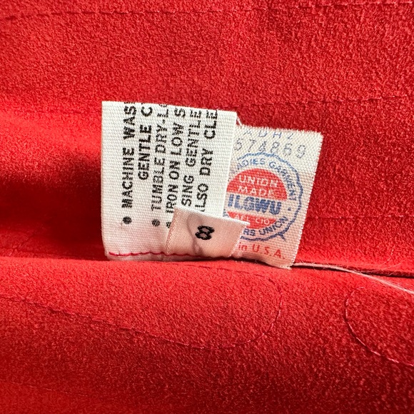 Vibrant Red Fabric - Made in USA - Picture 4 of 14